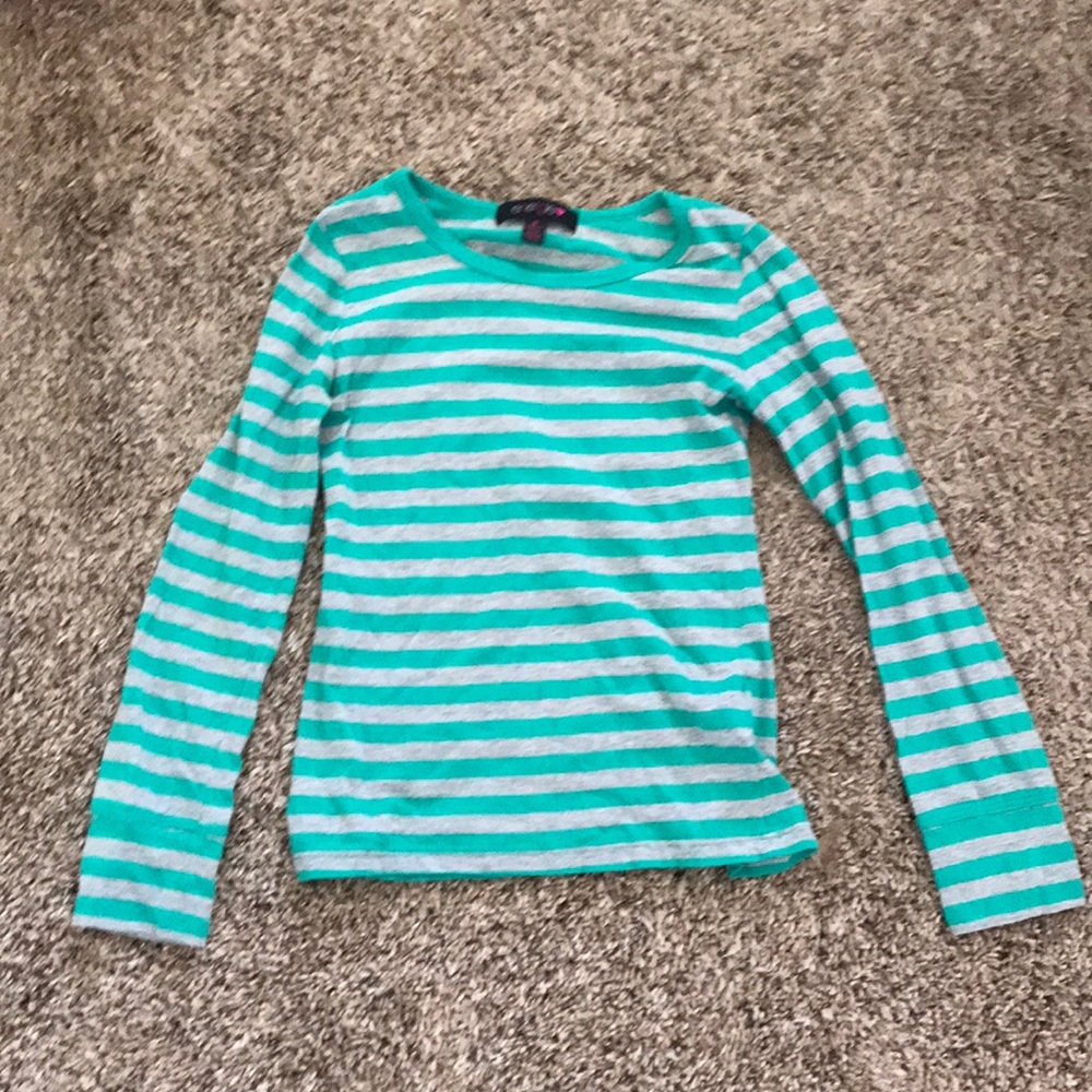 Kid’s striped long sleeve.